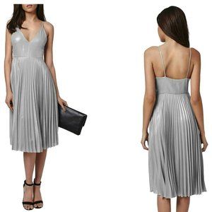 TOPSHOP Metallic Plunge Pleat Midi Dress
